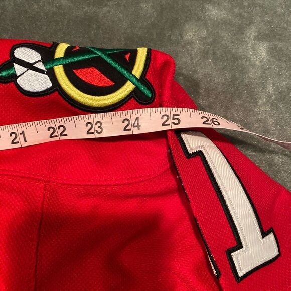 NHL CHICAGO BLACK HAWKS Sweater - Picture 7 of 12